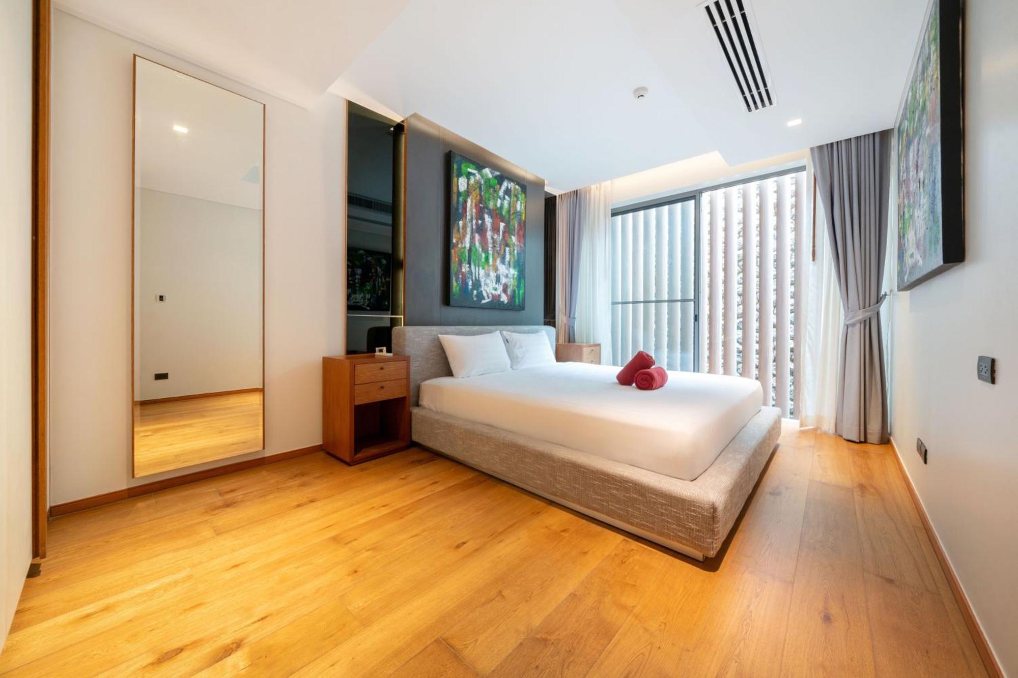 Ocean Bliss - Sapphire Bay 3br 812 With Terrace And Awe-inspiring Views Of Bay *